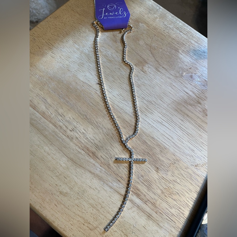 Gold Necklace with Cross Pendant
